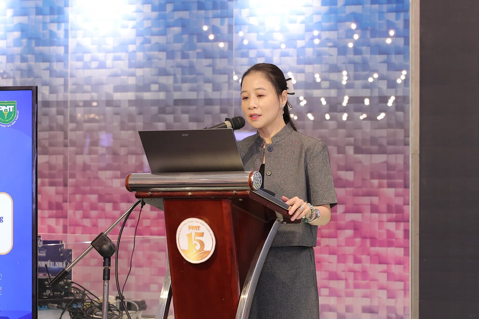 Ảnh lưu trữ bài viết THS. BSCKII PHAN THỊ HỒNG VINH BÁO CÁO THÀNH CÔNG TẠI TRƯỜNG ĐẠI HỌC Y KHOA PHẠM NGỌC THẠCH
