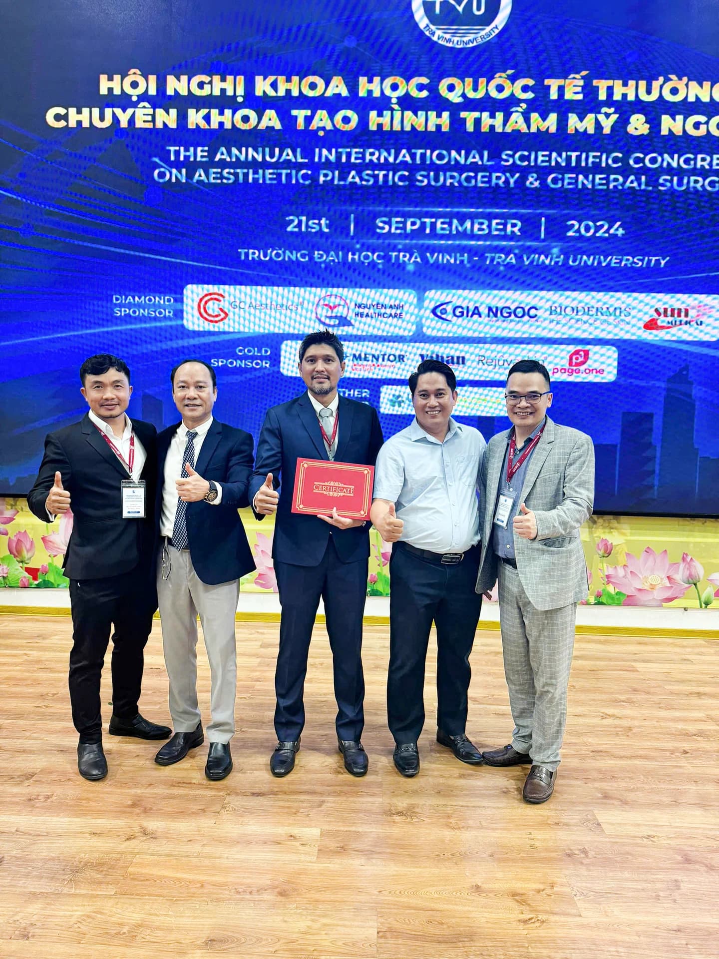 Ảnh lưu trữ bài viết VIHAN cùng các Bác Sĩ Hội Nghị Khoa Học Quốc Tế Thường Niên Tạo Hình Thẩm Mỹ & Ngoại Khoa 2024